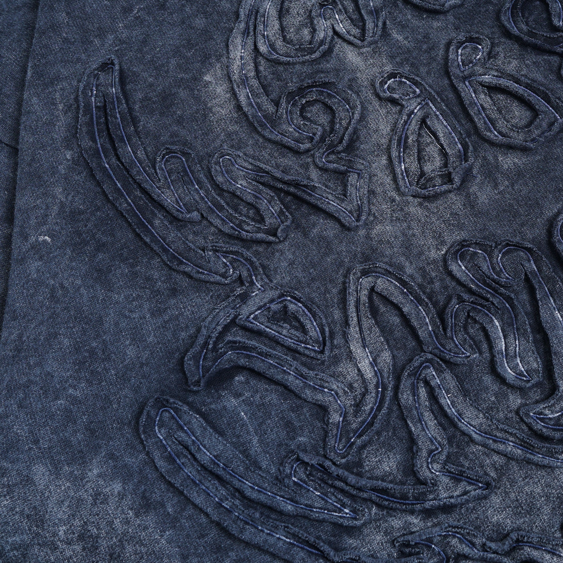 W.Essentiels Les Roanne Type-03 Distressed All Over Embroidery Hoodie Navy