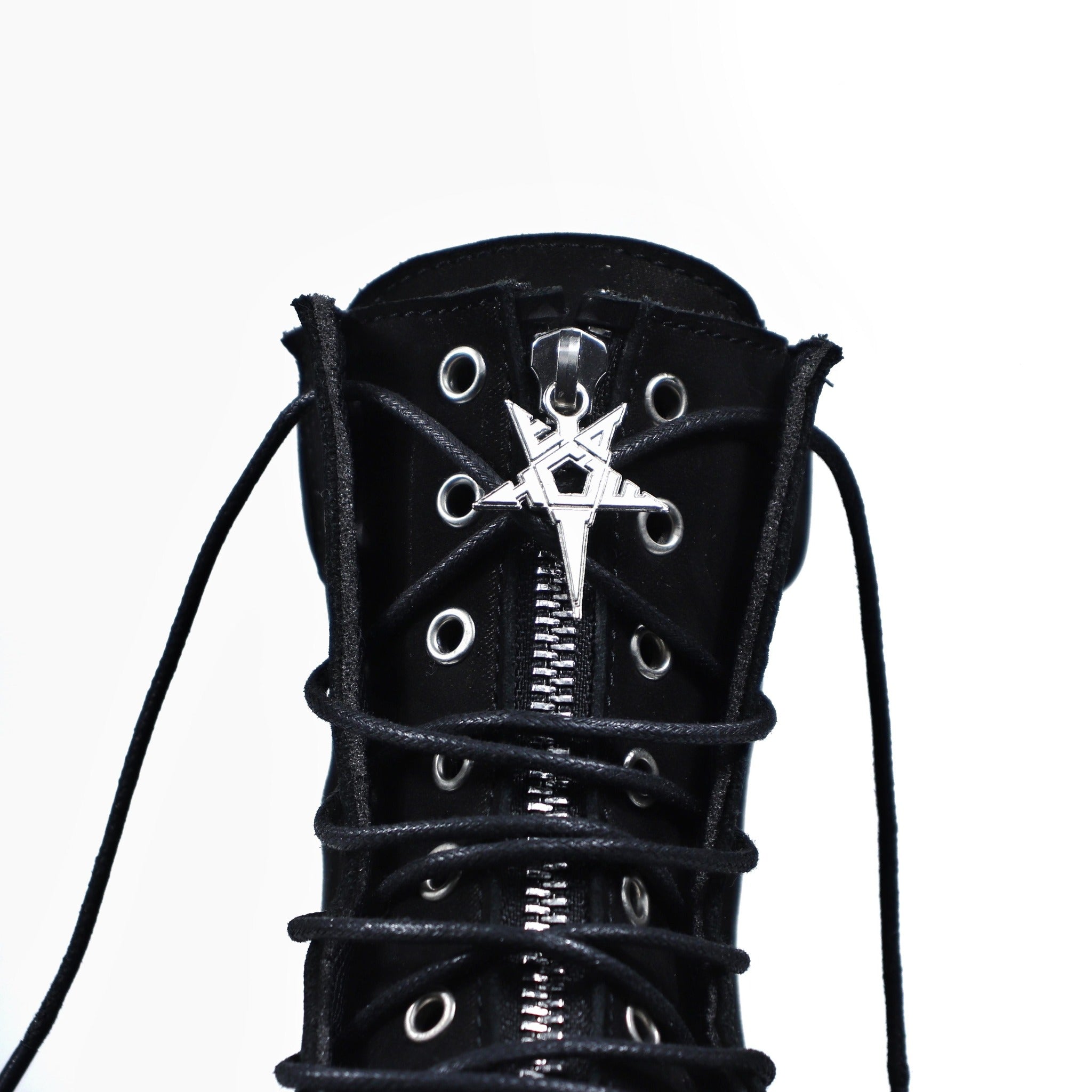 Hecate Vorge Boots