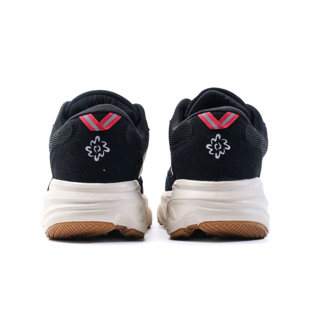 Warrior WS 01 Black White
